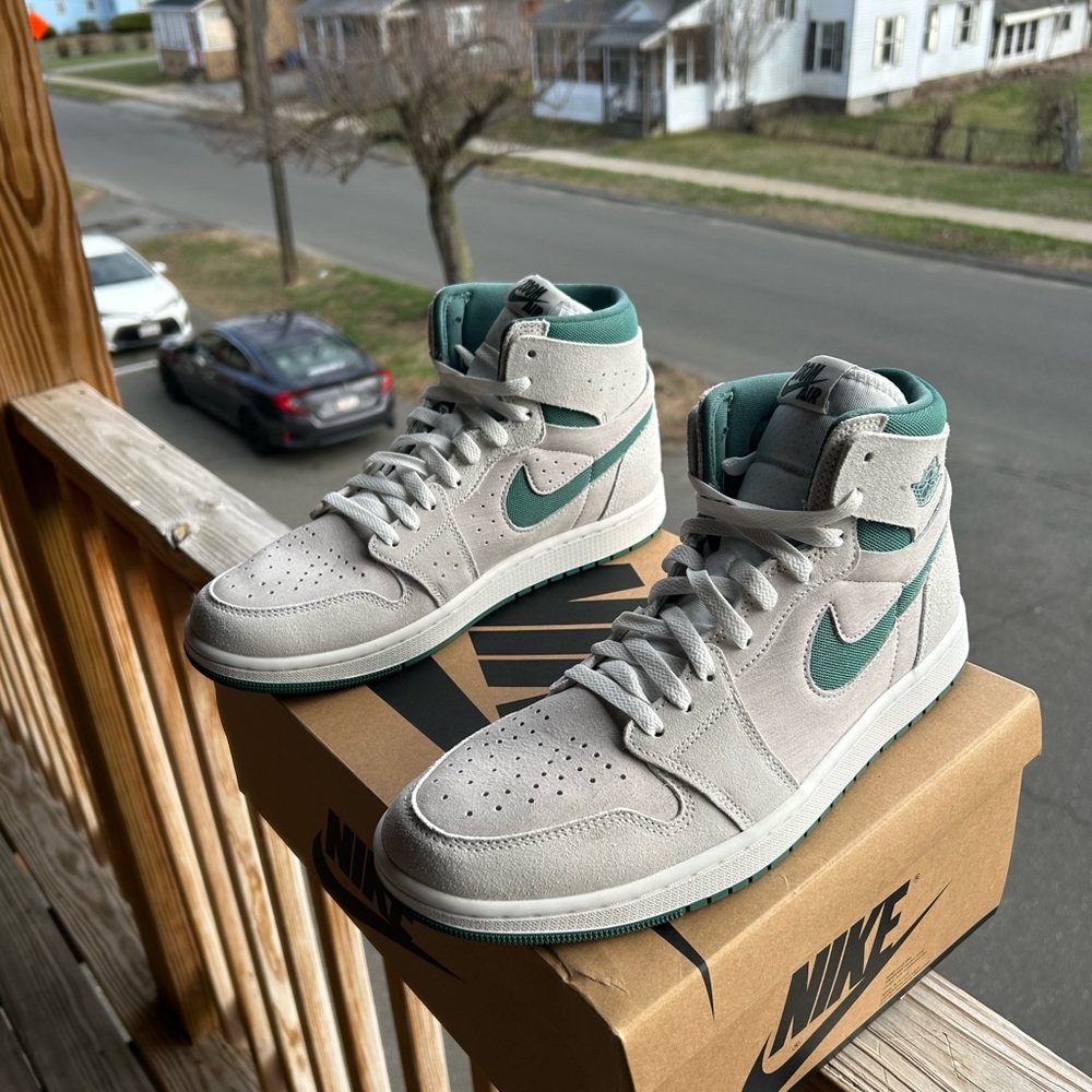 Jordan 1 Zoom air Size 10.5 BUY 1 GET 1 HALF% OFF